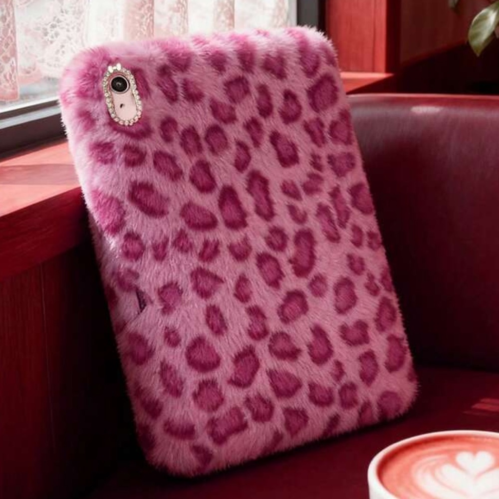 NWT Pink Leopard Plush iPad 10th Generation (10.9-inch)